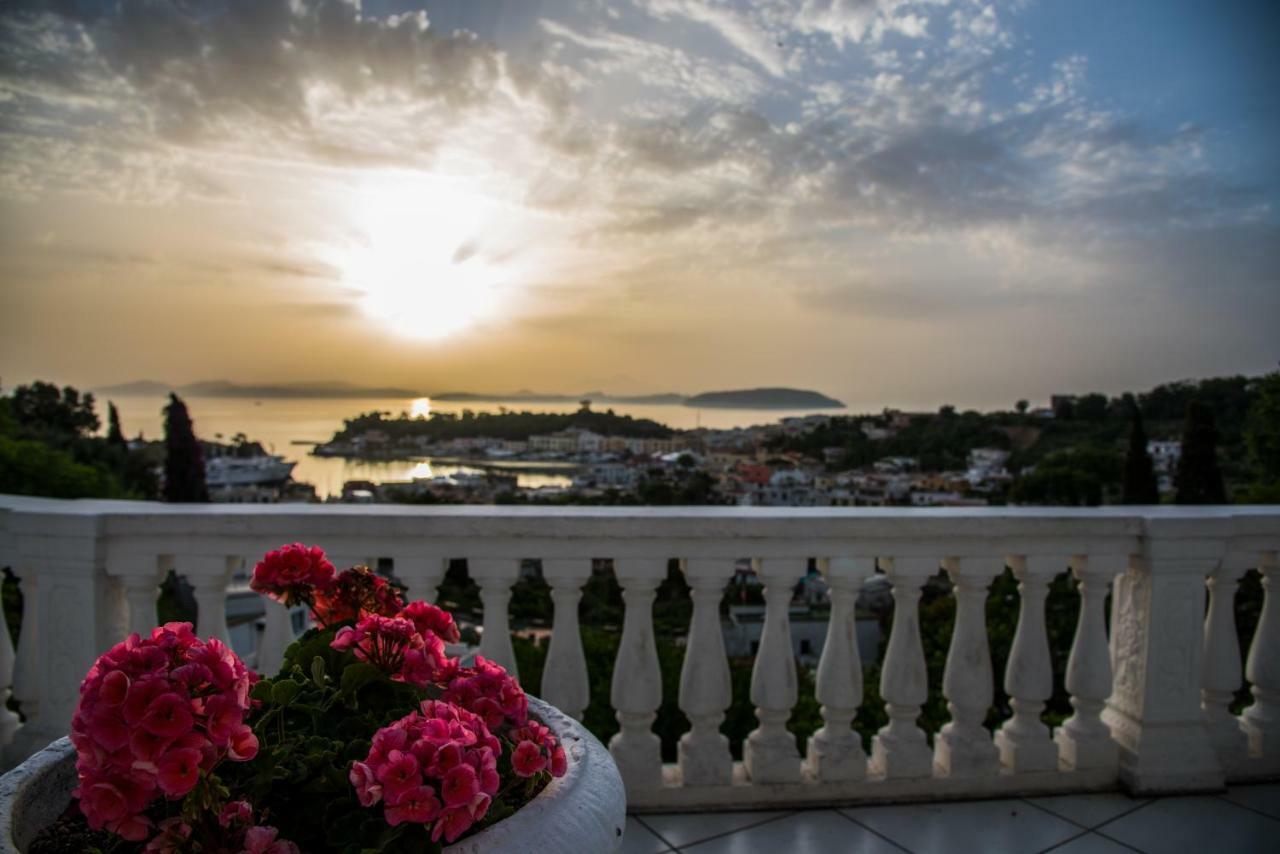 Ischia Dream Visions Apartment ภายนอก รูปภาพ